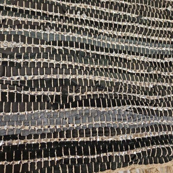 Metalic Silver Black and Gray Mat see measurements - Picture 5 of 6